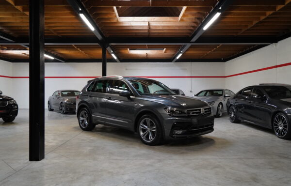 VW Tiguan R-Line