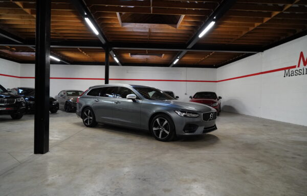 VOLVO V90 R-DESIGN