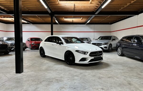 MERCEDES A200 AMG-LINE