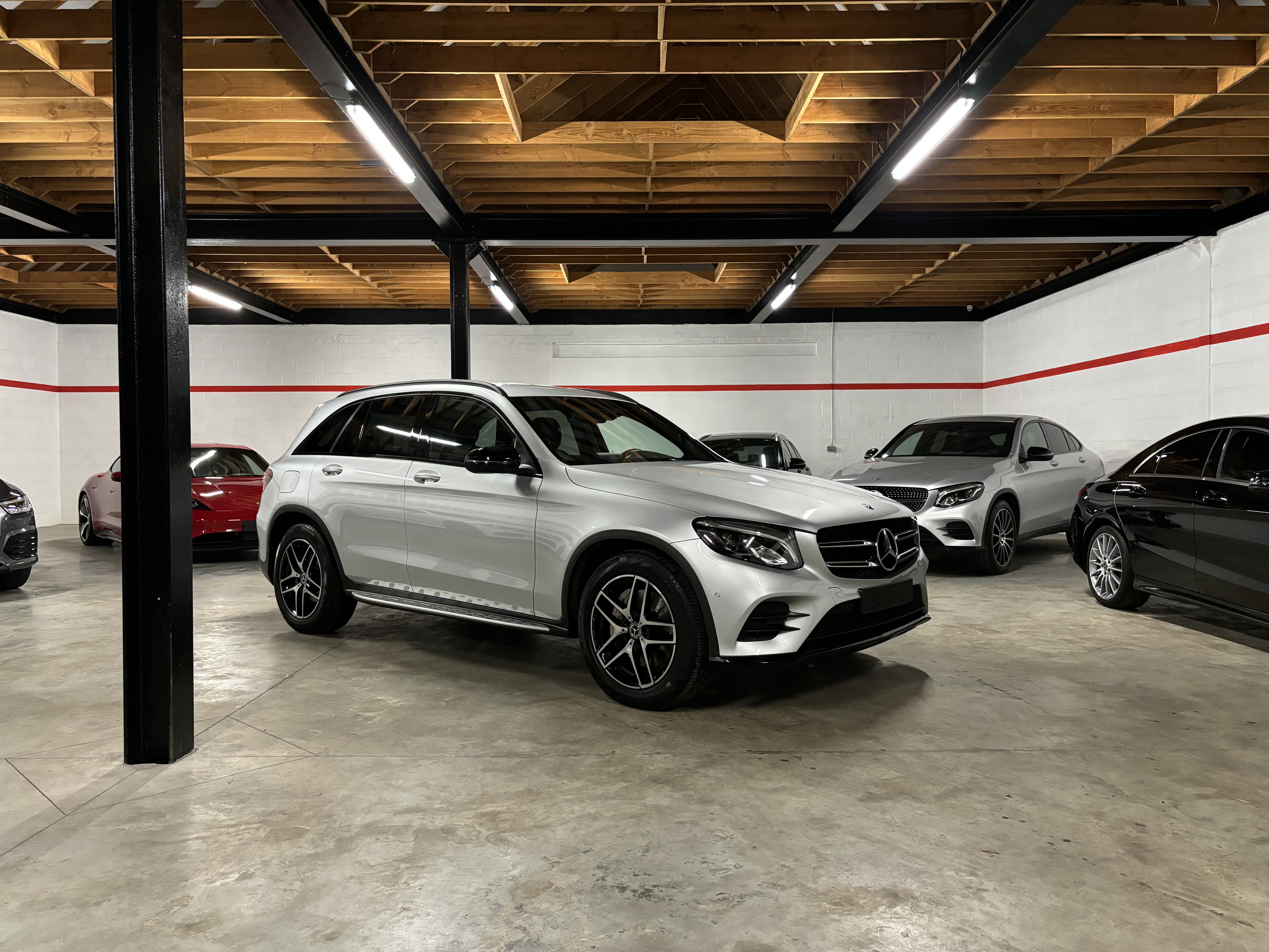 MERCEDES GLC 250 AMG-LINE