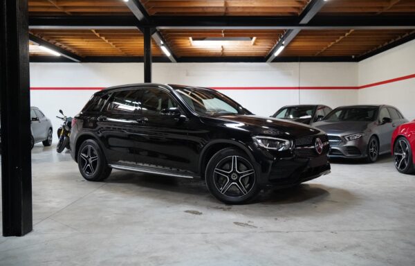 MERCEDES GLC 200D 4MATIC AMG-LINE