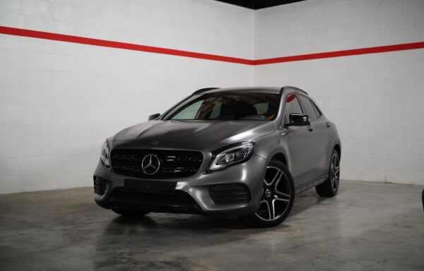 MERCEDES GLA 180 AMG-LINE