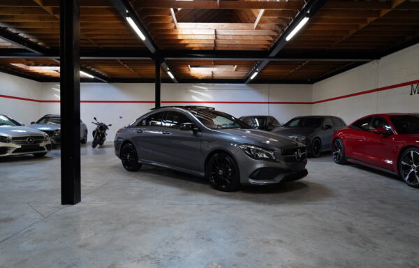 MERCEDES CLA 180 AMG-LINE